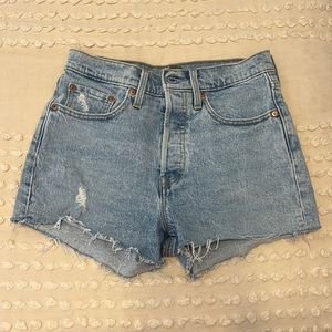 501 Levi Shorts